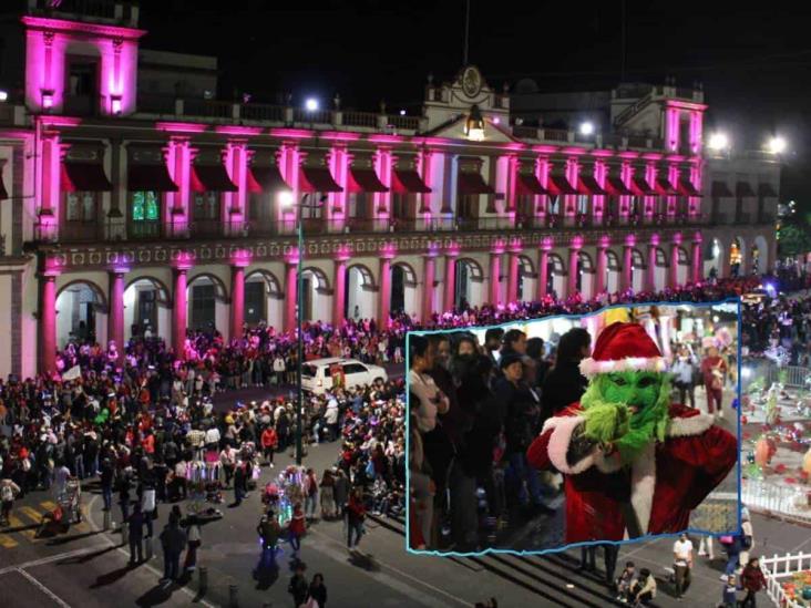 Xalapa se pinta de luces de colores con desfile navideño