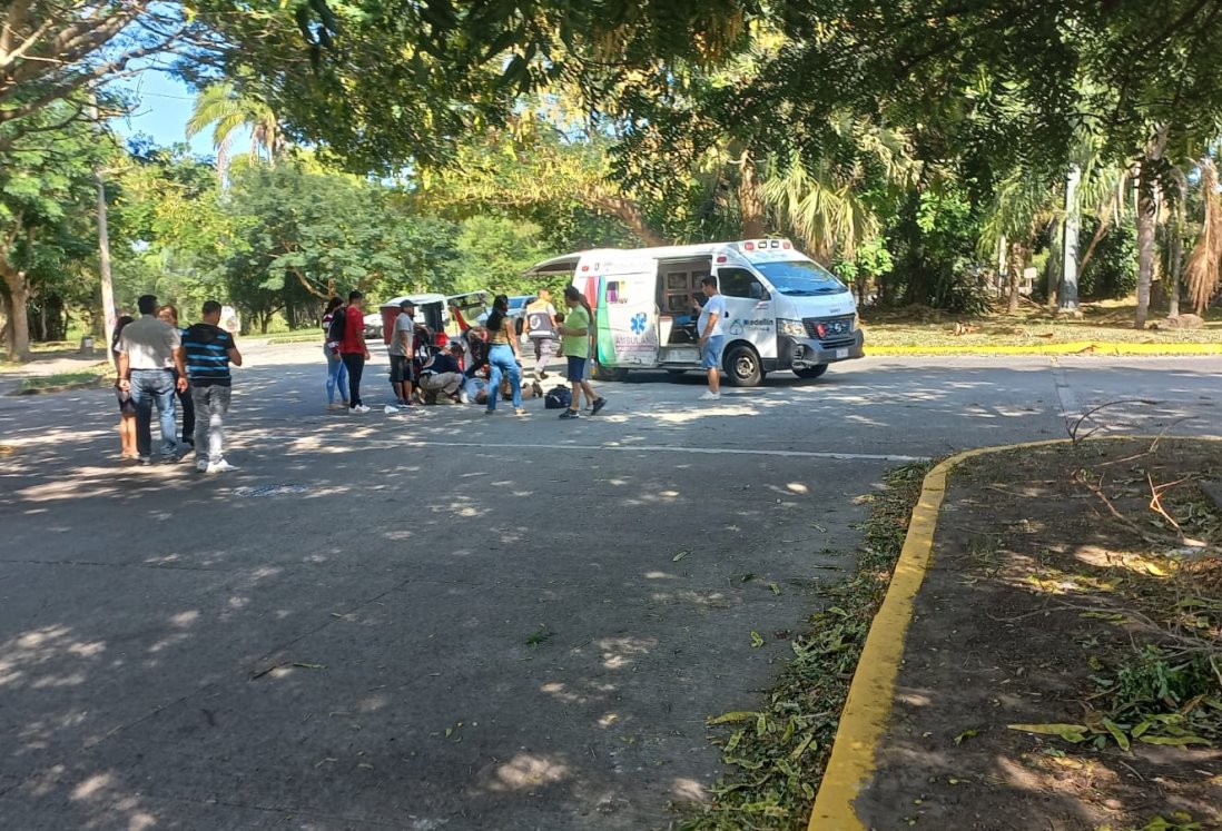 Conductor huye tras impactar a un hombre de 82 años en Puente Moreno