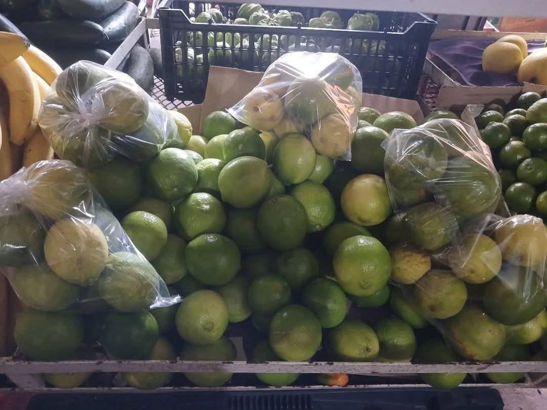 Precio del limón alcanza los 10 y 15 pesos en mercados de Veracruz