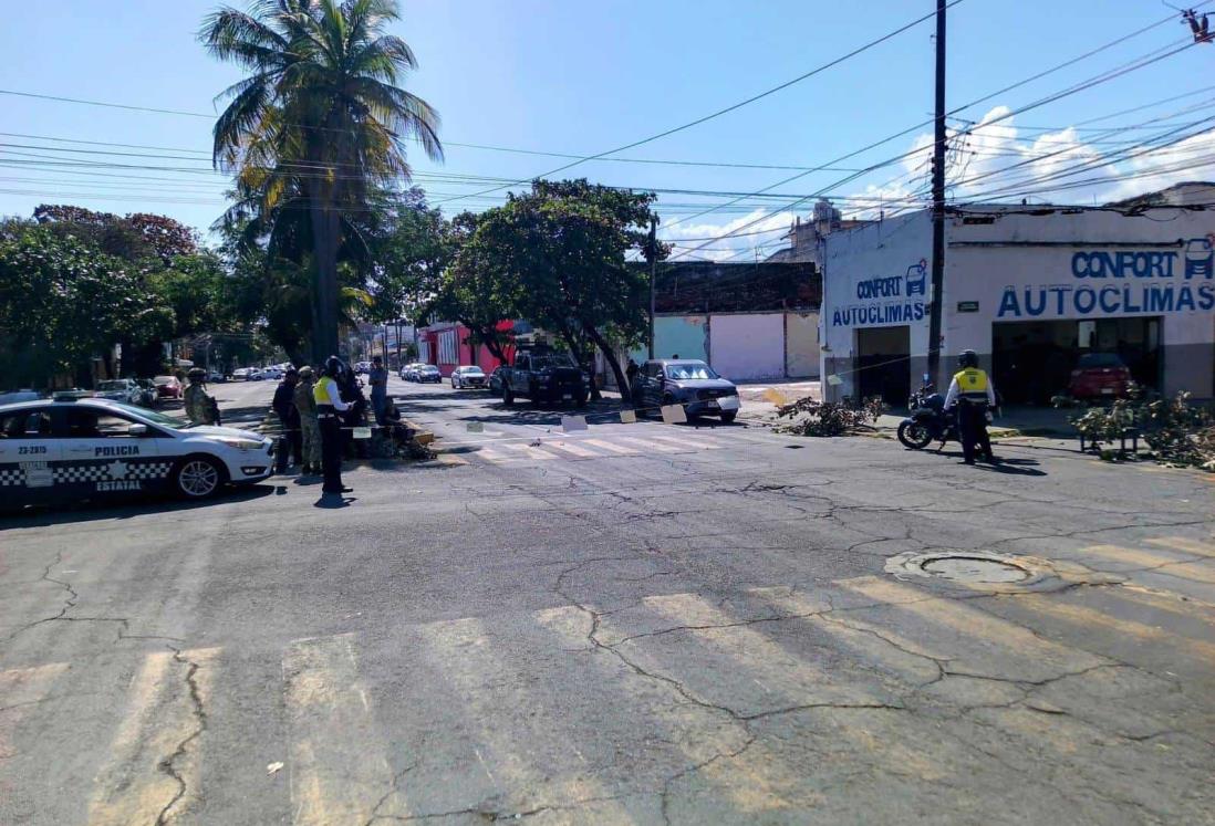 Bloquean avenida 20 de noviembre por falta de energía eléctrica desde hace 3 días