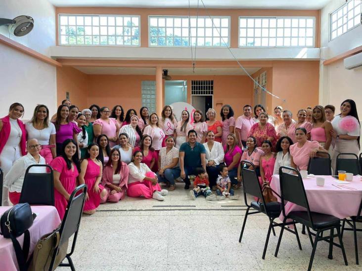 Realizan Desayuno Rosa en Alvarado a beneficio de Grupo Reto Veracruz