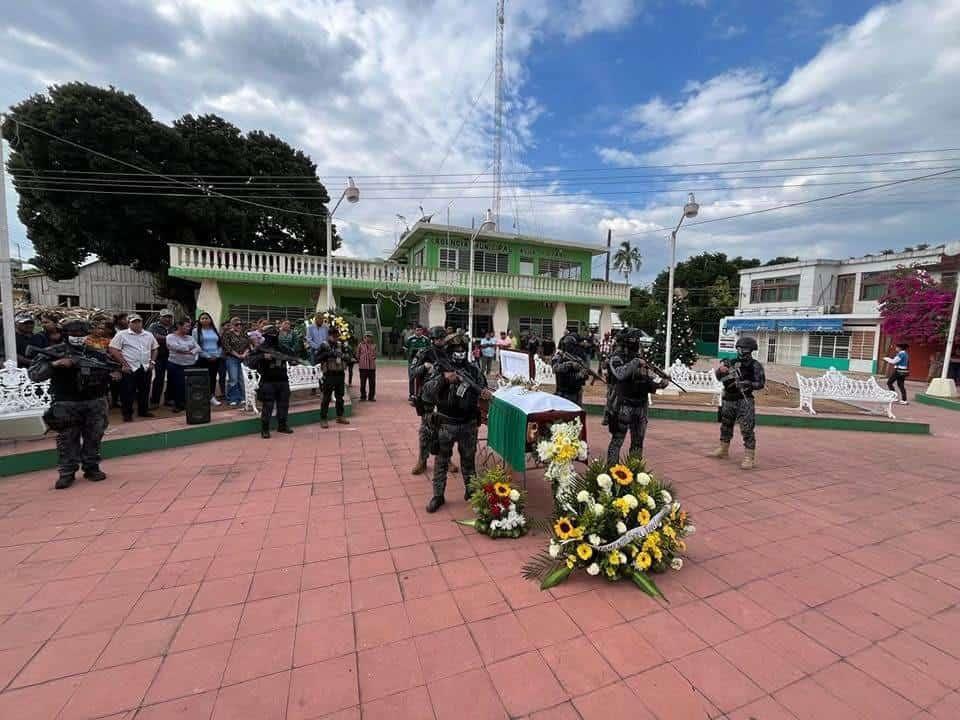 Rinden homenaje a policías asesinados tras ataque armado en San Juan; trascendió la detención de un sicario 