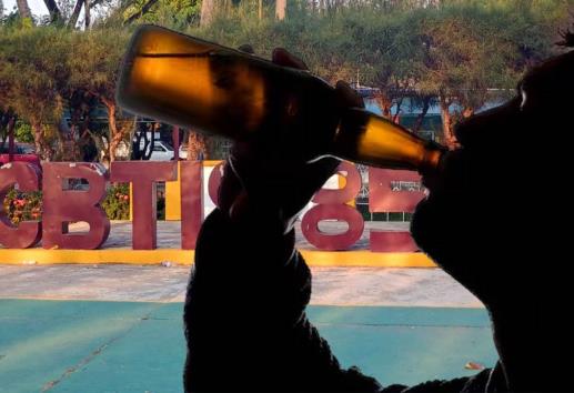 Alarma consumo de alcohol en el CBTIS de Coatzacoalcos; así buscan evitarlo

