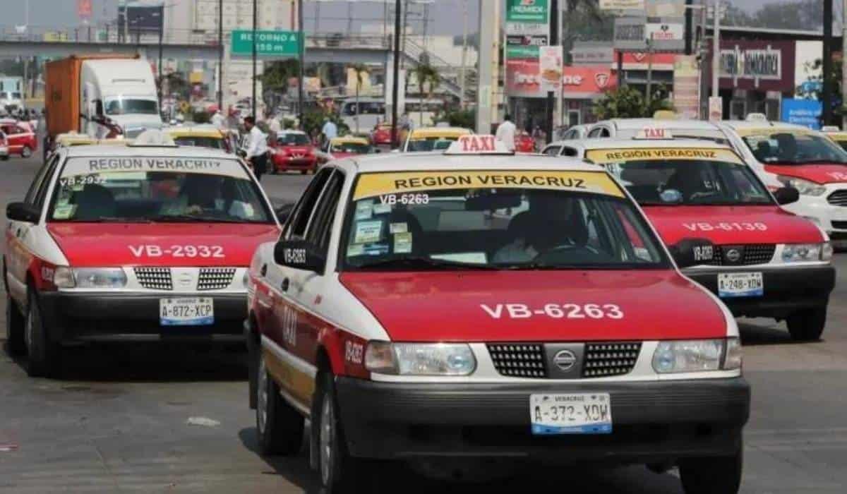 Taxistas de Veracruz prevén incremento de pasajeros durante la última semana de diciembre