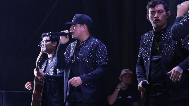 Tito Doble P debuta con éxito en Veracruz