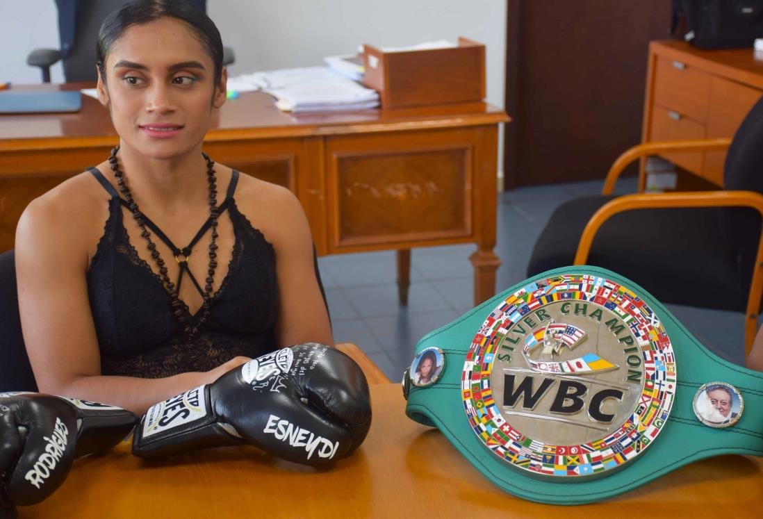 Recibe IVD a campeona Esneidy Rodríguez