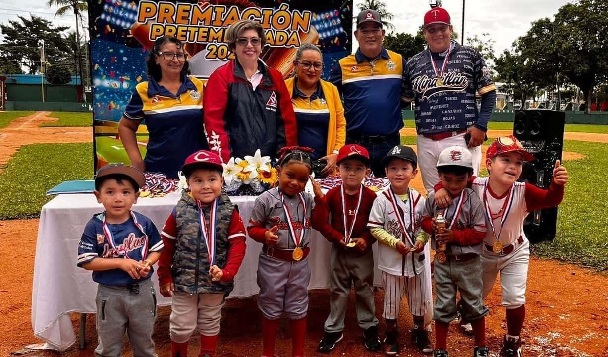 Hay campeones de invierno en la Liga Pequeña de Beisbol