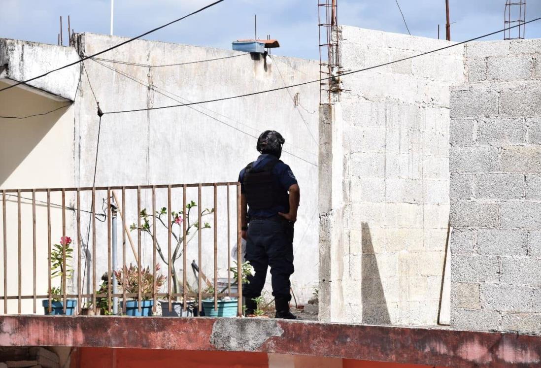 Tragedia en Tlapacoyan; un hombre muere tras caer dentro de un tinaco