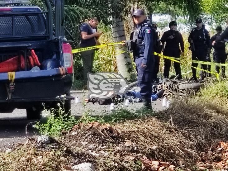 Ejecutan de 12 balazos a empleado del ayuntamiento de Tlilapan; fue tesorero municipal