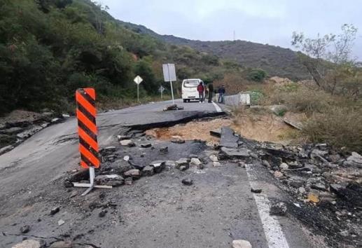 Carretera entre Veracruz y Oaxaca quedó incomunicada; reportan falla geológica ¿Que es?