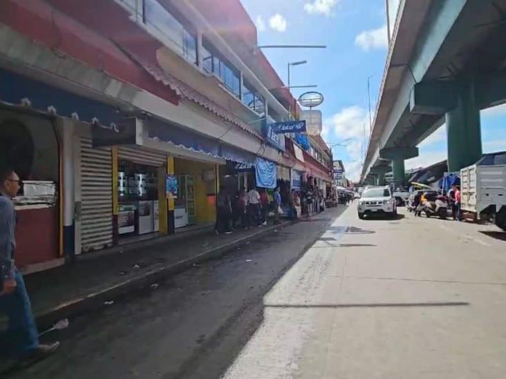 Quieren nuevamente taxis en mercado Poza Rica