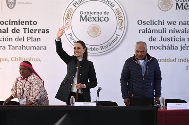 Claudia Sheinbaum restituye tierras a comunidades de la Sierra Tarahumara, en Chihuahua