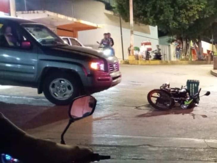 Tres motociclistas resultaron heridos en distintos accidentes en Texistepec y Sayula