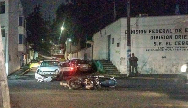 Motociclista lesionado tras choque en la avenida Miguel Alemán, en Xalapa