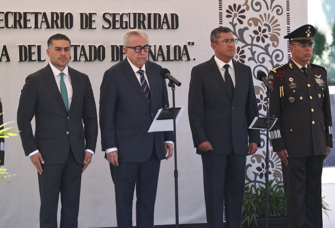 Óscar Rentería Schazarino asume como secretario de Seguridad en Sinaloa tras renuncia de Gerardo Mérida