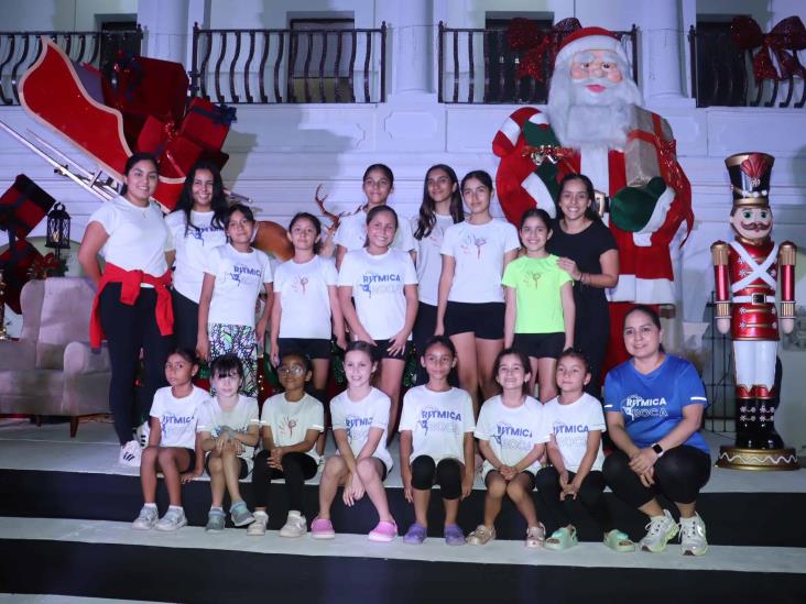 Encienden el árbol de Navidad en el "corazón" de Boca del Río