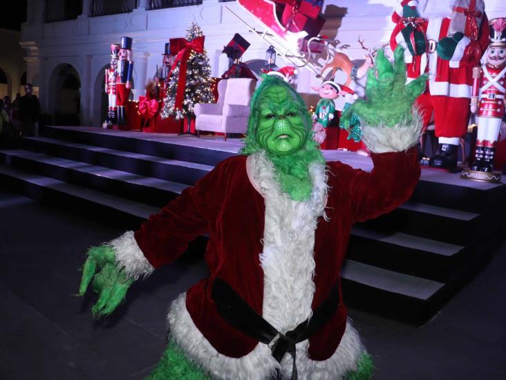 Encienden el árbol de Navidad en el "corazón" de Boca del Río