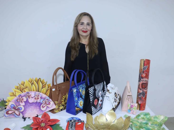 Realizan Subasta y Bazar de Arte