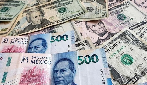 Así cambió el precio del DÓLAR frente al peso mexicano entre enero y diciembre de 2024