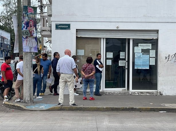 Quejas por largas filas en módulos de licencias para conducir en Veracruz y Boca del Río