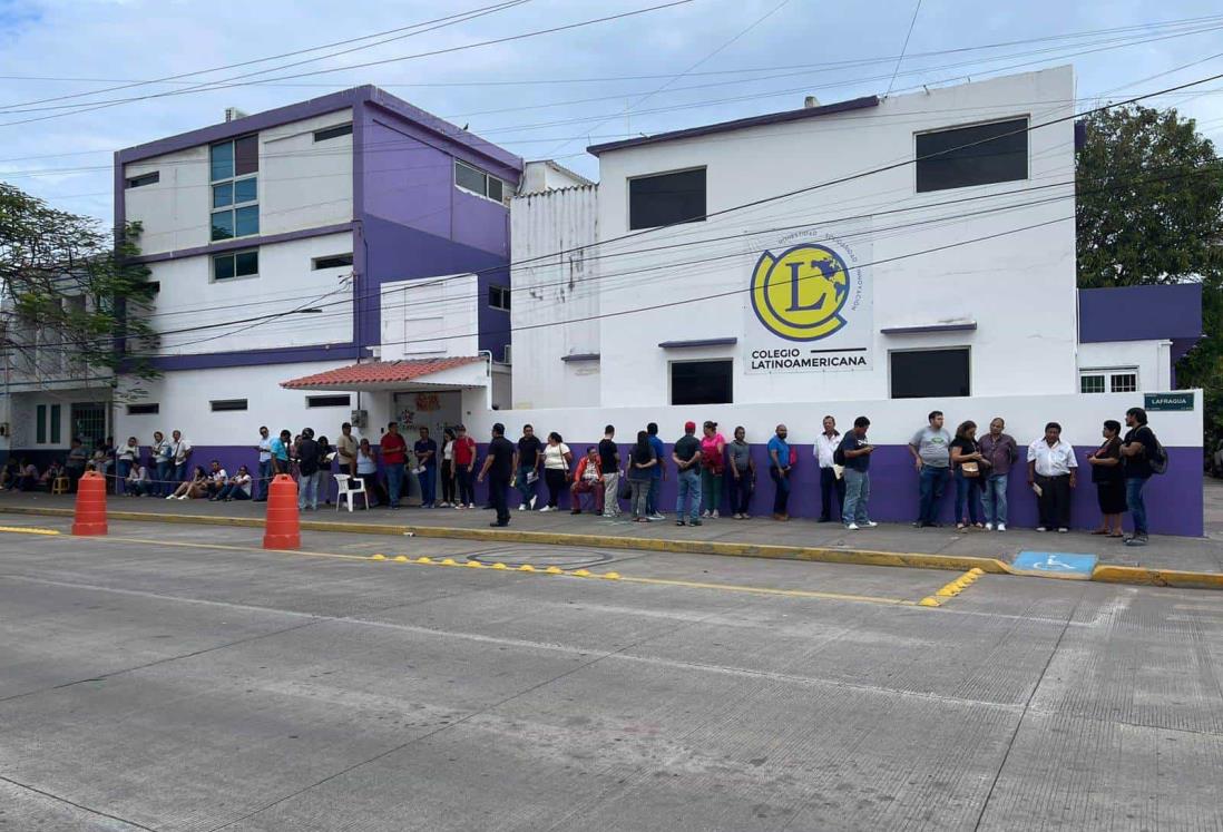 Quejas por largas filas en módulos de licencias para conducir en Veracruz y Boca del Río