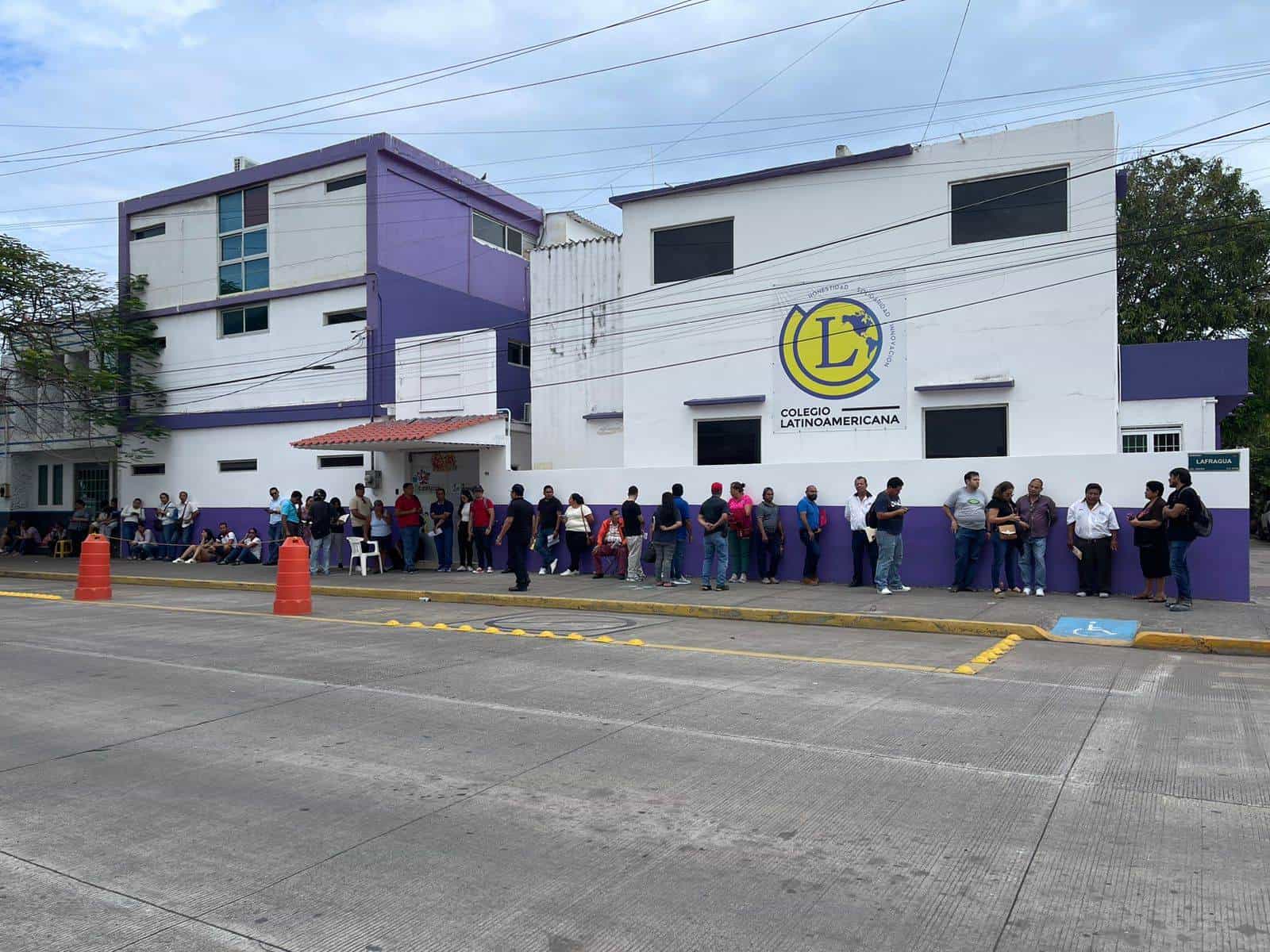 Quejas por largas filas en módulos de licencias para conducir en Veracruz y Boca del Río