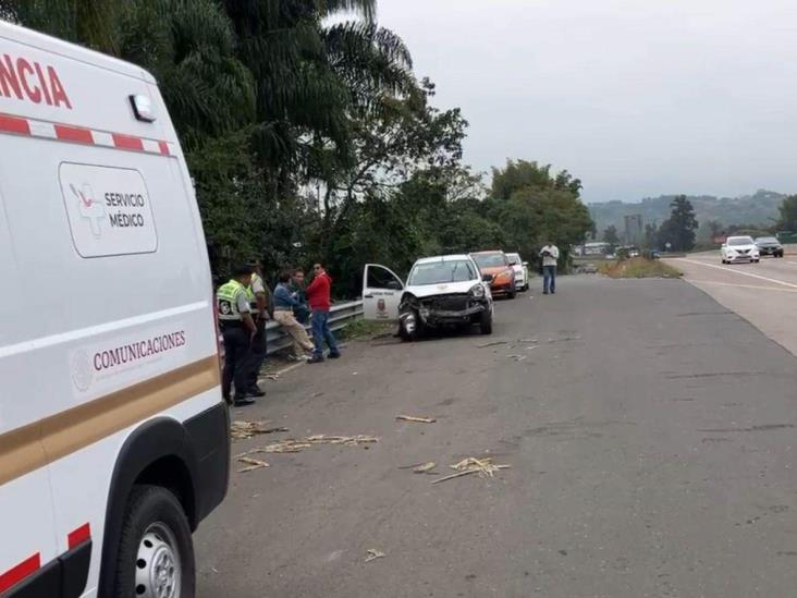 Accidente en la Orizaba- Córdoba; camioneta de seguridad pierde frenos