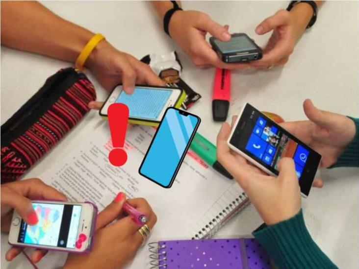 Casi 6 horas al día pasan jóvenes frente a pantalla de sus teléfonos celulares: INEGI