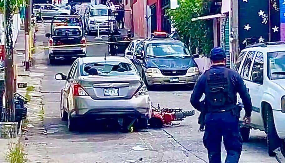 Atacan a balazos a empleado de CAEV en Papantla