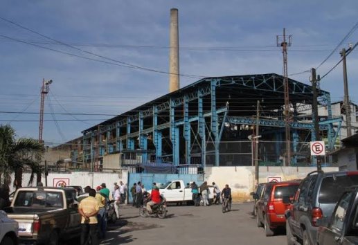 Fallece soldador bañado por agua hirviendo en ingenio La Gloria de Veracruz