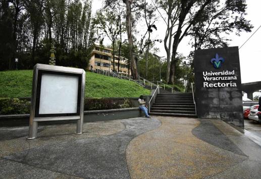 UV cayó 3 lugares en ranking de mejores universidades del país