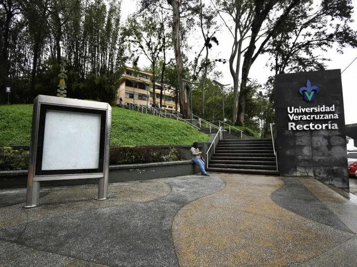 UV cayó 3 lugares en ranking de mejores universidades del país