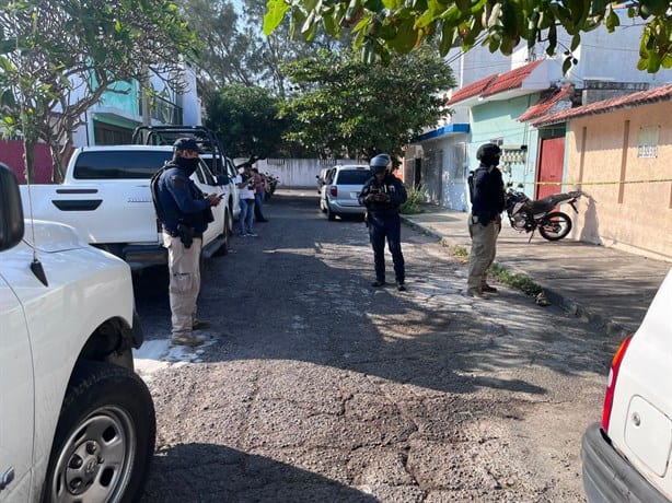 Hallan persona sin vida en casa abandonada del fraccionamiento Costa Verde, en Boca del Río | VIDEO