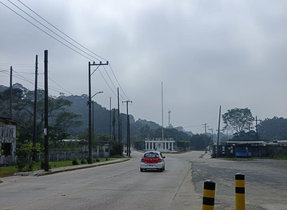 Habitantes de Moloacán esperan acciones de CFE para mejorar el servicio en 2025