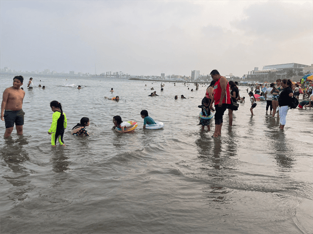 Playa Villa del Mar cierra el año con alta afluencia turística en Veracruz