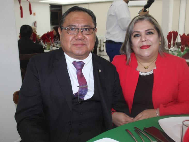 Socios y socias del Club de Leones de Veracruz despiden el 2024