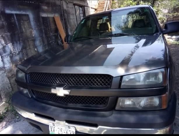 ¿Y la policía? Se roban camioneta y vehículo en distintas colonias de Córdoba