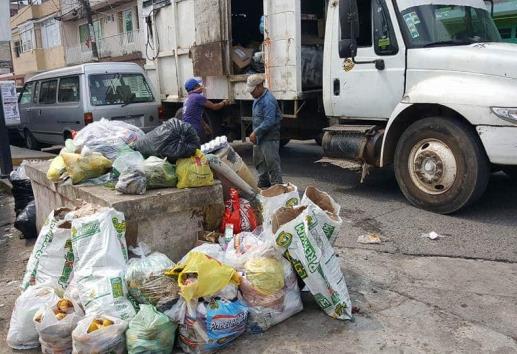 ¡No saques tu basura en año nuevo! Se suspende servicio de limpia en Xalapa