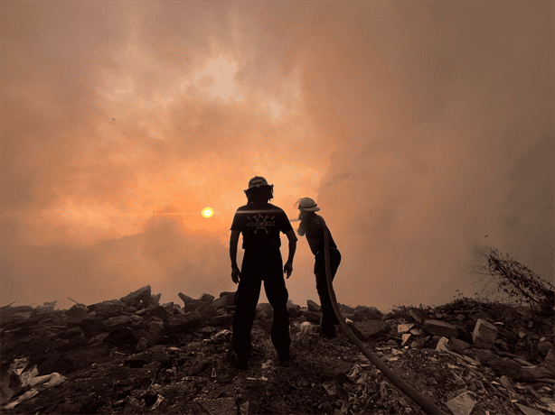 Incendio en Lomas del Angel se extiende por más de tres horas | VIDEO