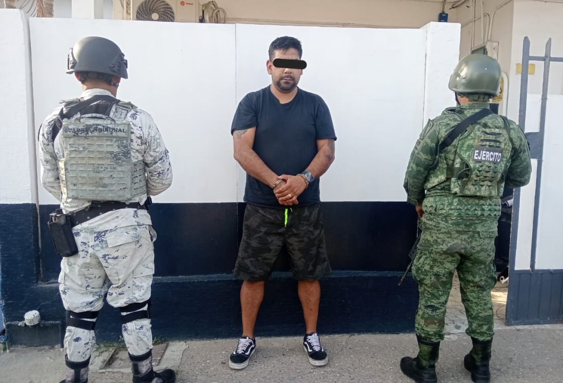 Guardia Nacional detiene a falso delegado de la SSP con armas y placas balísticas en Veracruz