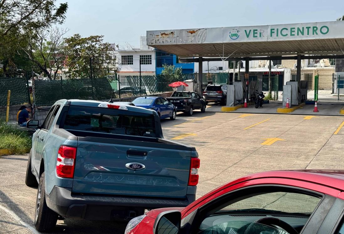 Centros de verificación vehicular en zona conurbada de Veracruz - Boca del Río registran gran afluencia