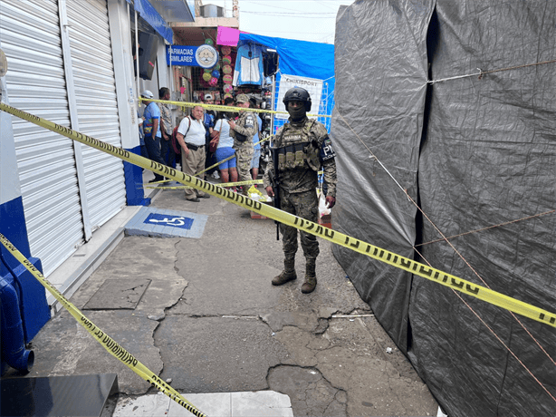 Adulto mayor fallece en consultorio de Farmacias Similares en mercados de Veracruz