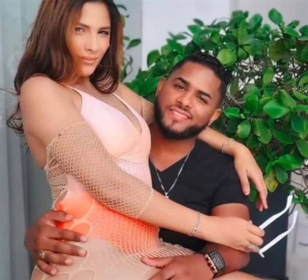 La última gran polémica de 2024; mujer besa a Romeo Santos y rompe 10 años de matrimonio| VIDEO