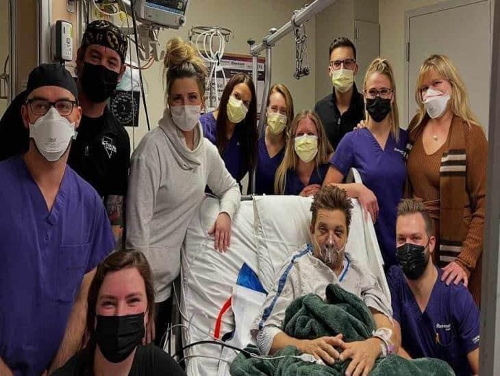 Jeremy Renner recuerda su año nuevo en el hospital