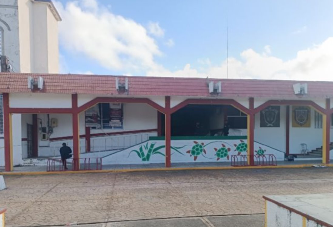 Habitantes toman palacio municipal en Lerdo de Tejada, Veracruz