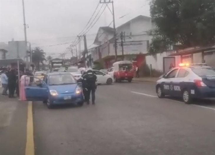 Se accidenta motopatrullero de Córdoba contra vehículo particular