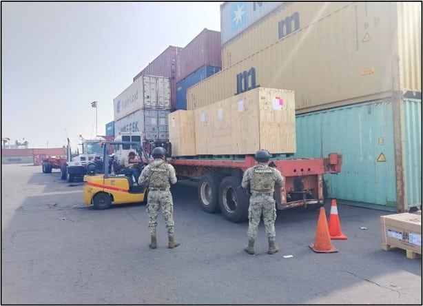 Secretaría de Marina asegura 572.6 kg de presuntos estupefacientes en el puerto de Veracruz