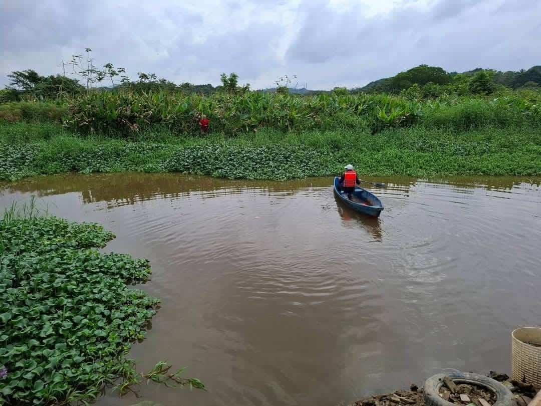 Rescatan a ciudadano en área de pantanos cerca del arroyo Tepeyac