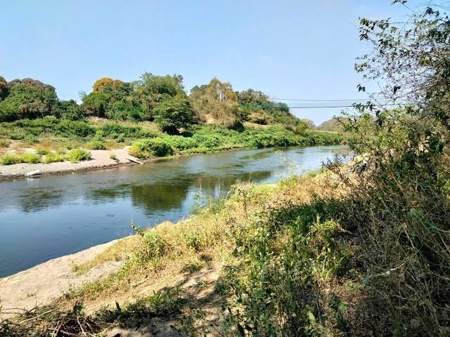 Hermanos pierden la vida en río Cotaxtla; eran trabajadores del corte de limón