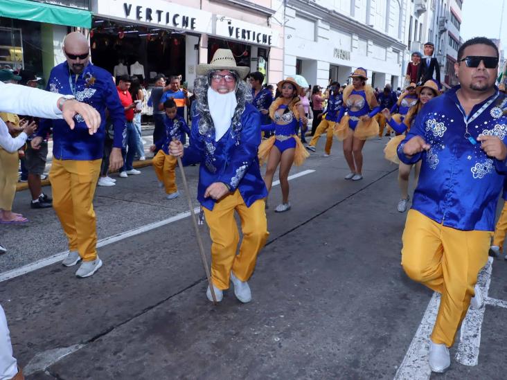 Veracruz despide el 2024 con un Desfile de El Viejo